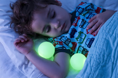 Boon Glo Nightlight with Portable Balls, Changing Portable Nightlight Lamp