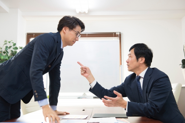 部下を叱る目的とノウハウを把握して、適切な叱り方をマスターしよう