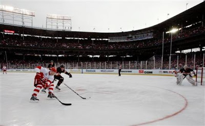 Red Wings give Hawks cold shoulder 6-4 at Wrigley Winter Classic