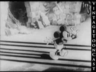 Mickey Mouse in The Mad Doctor