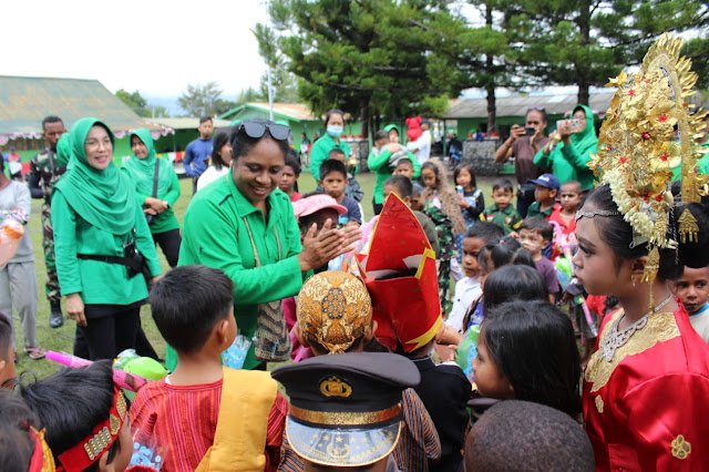 Pupuk Jiwa Korsa, Kodim 1702/JWY Ajak Persit dan Anak-Anak Adakan Berbagai Lomba Jelang HUT RI ke-77