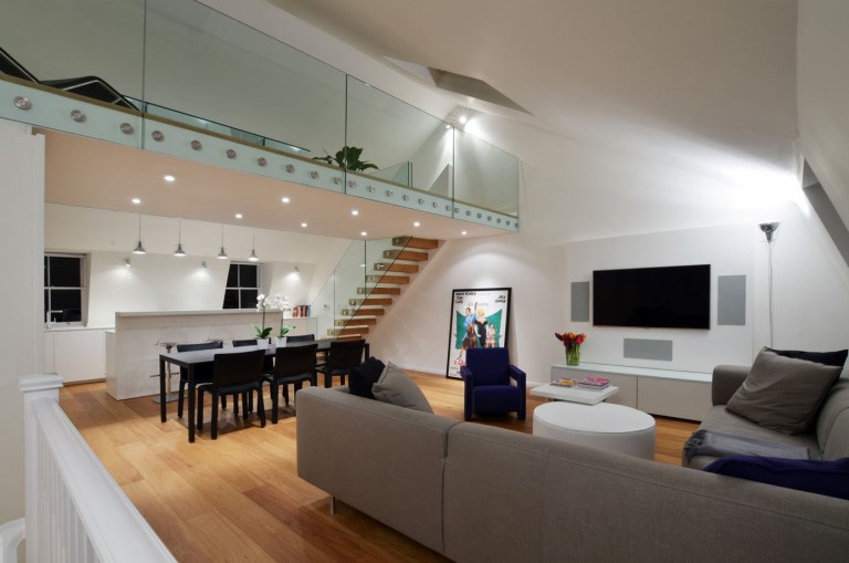 Contemporary Maisonette Apartment In A Grade II Listed Victorian Terraced Building