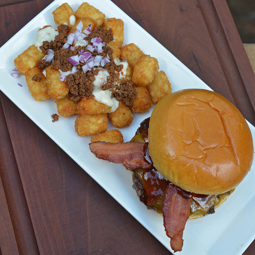 Chili, Chile Cheese Tots with Bacon Cheeseburgers