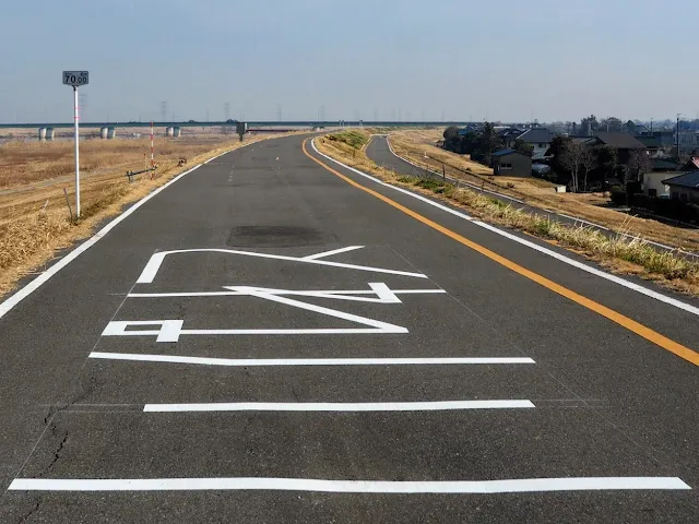 利根川右岸　河口から70km地点