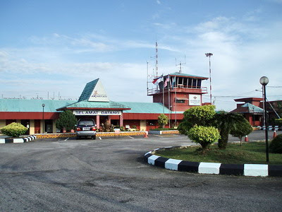 Cerita Dalam Melaka (Melaka's Stories): Lapangan Terbang 