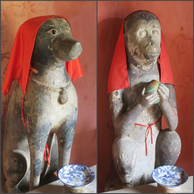 Japanese Covered Bridge - The two entrances of the bridge are guarded by a pair of Monkey statues at one end and a pair of Dog statues at the other.