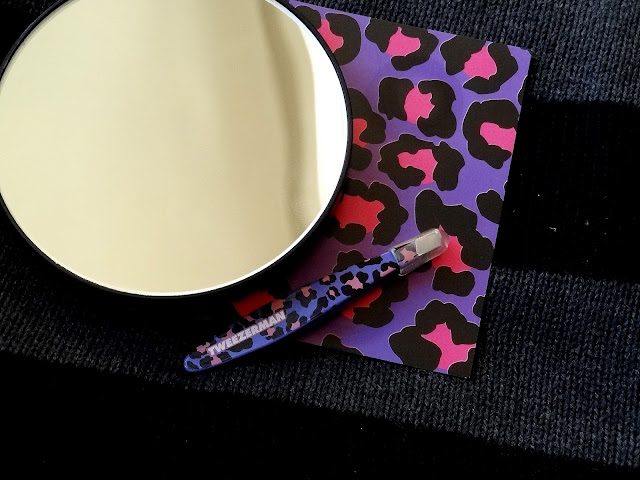 Fashion Leopard Mini Size Slant Tweezer and 10x Mirror