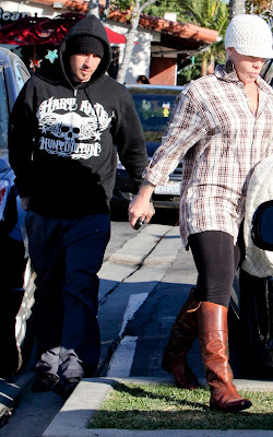 Pink and Carey Hart at the Malibu Country Mart