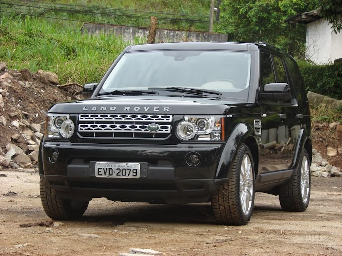 2014 Land Rover Discovery 4 Wallpaper