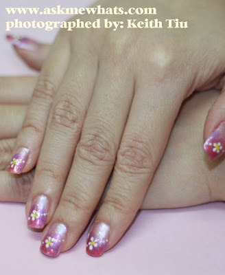 flower designs for nails. simple flower.