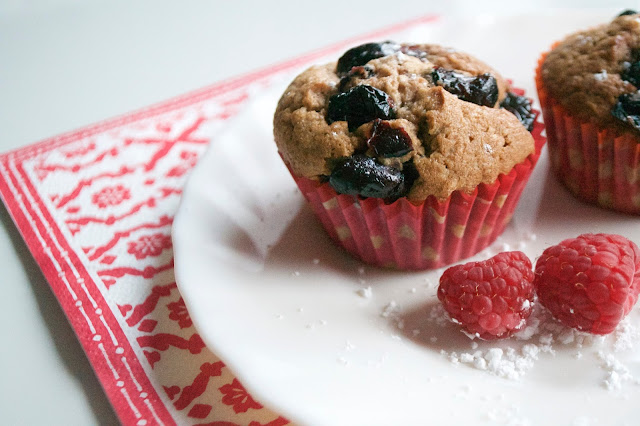 cranberry muffin