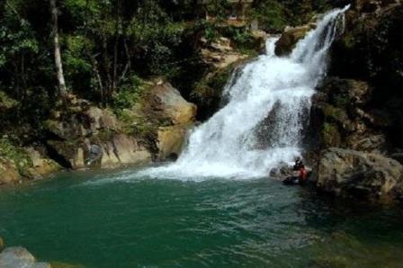 Air Terjun Suhom air terjun suhom di aceh wisata air terjun suhom lokasi air terjun suhom sejarah air terjun suhom air terjun suhom aceh air terjun suhom lhoong ( aceh besar ) air terjun suhom aceh besar