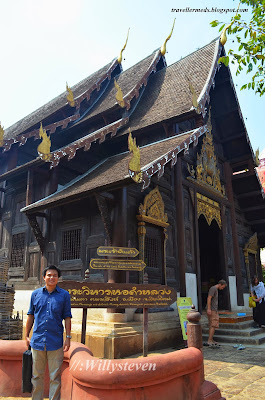 Kalau disuruh menentukan mana wat yang menjadi favoritku di Old City Chiang Mai Wat Phan Tao, Chiang Mai