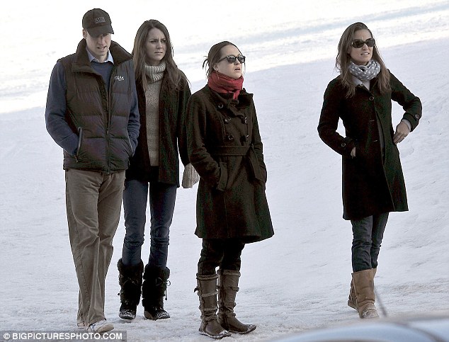 pippa middleton bikini. Pippa Middleton and her mother