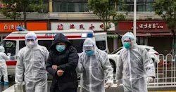 Η κατάσταση με τον κορωνοϊό σοβαρεύει καθώς άλλοι 108 ασθενείς υπέκυψαν εν μέσω της επιδημίας πνευμονίας που προκαλεί σε όλη την κινεζική επ...