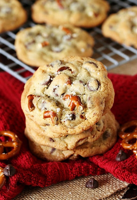 Pretzel Chocolate Chip Cookies Image