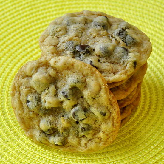 Perfect Oatmeal Chocolate Chip Cookies