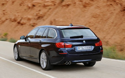 2011 BMW 5 Series Touring Luxury Car
