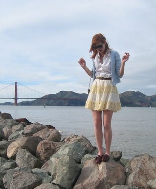 LOOK OF THE DAY: Preppy and Feminine!