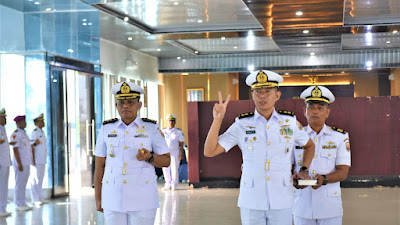  Komandan Lantamal I Pimpin Upacara Serah Terima Jabatan Komandan Lanal Simeulue 