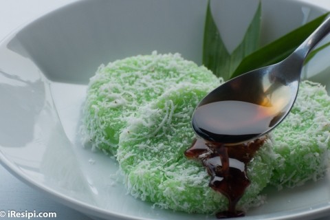 THE MALAYSIAN FOODIES: KUIH MUIH TRADISIONAL