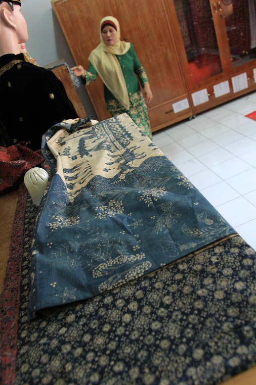yosephkelik Cerita tentang Batik  Kuno dari Nurlaini