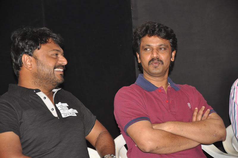 Thulli Ezhunthathu Kadhal Movie Audio Launch Stills function pics