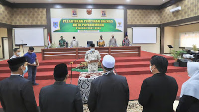 Hamdi Syofian Dilantik Jadi Ketua Baznas Kota Payakumbuh Masa Bakti 2021_2026