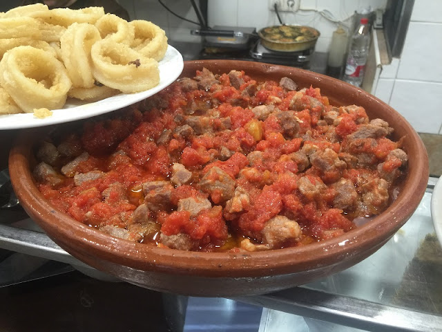 Lomo de ternera con tomate