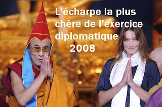 le 14° Dalaï Lama avec Mme Bruni-Sarkozy