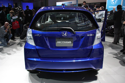 Honda debuts 2012 Fit EV Electric concept  first live photos