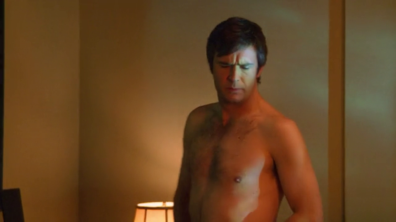 ausCAPS: Jack Davenport shirtless in FlashForward 1-13 