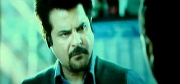 Screen Shot Of Hindi Movie Tezz (2012) Download And Watch Online Free at worldfree4u.com