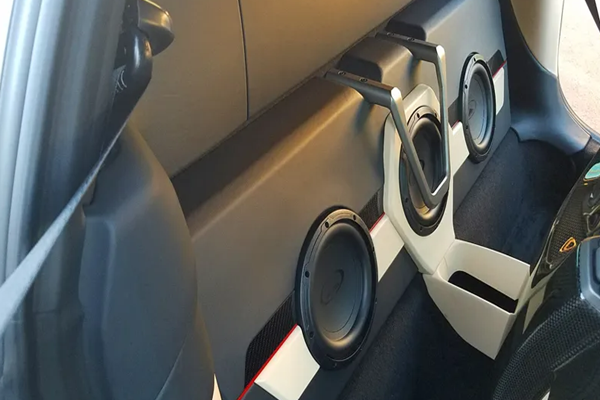 Car Audio Installer