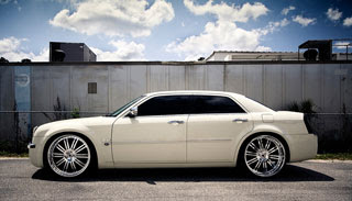 2006 Chrysler 300C Photography by Webb Bland 3