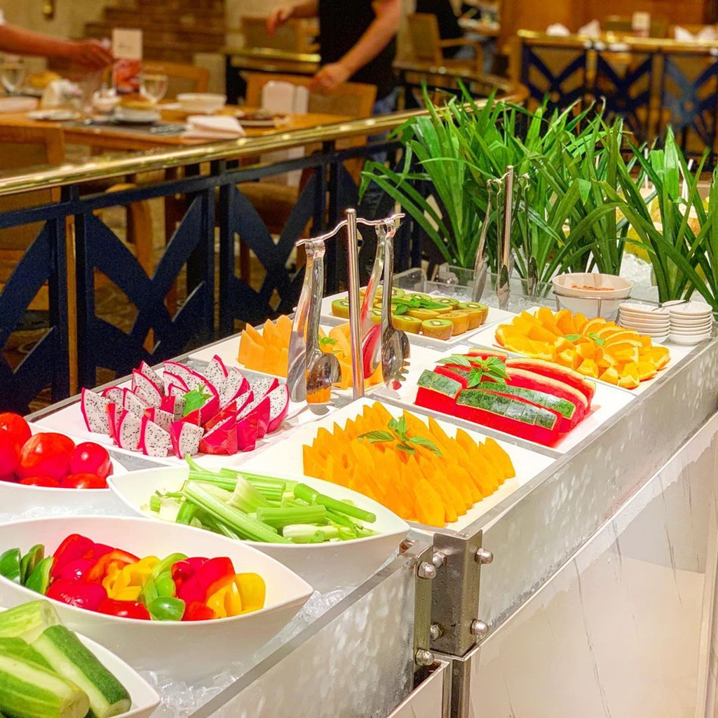 3 nhà hàng dành cho những người thích ăn buffet tôm hùm tại Tp.HCM