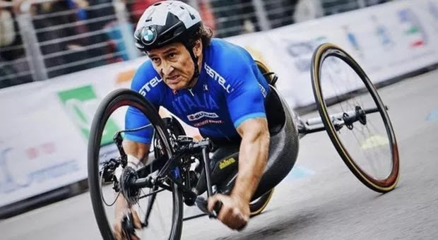 Alex Zanardi Ex-F1 driver in ‘very serious’ condition after bike crash