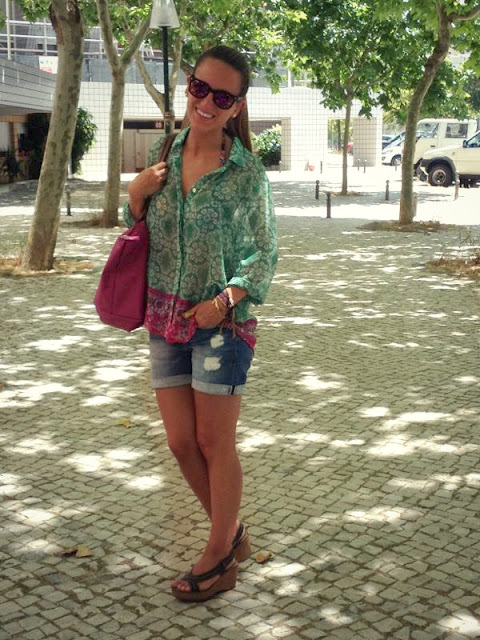 street style look, pink shirt, longchamp pink bag