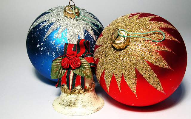 christmas ball ornaments