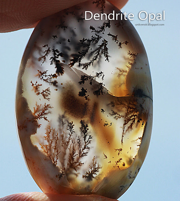 Batu permata Dendrite Opal merlinite