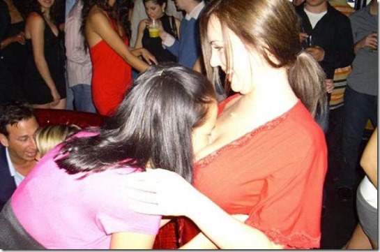 motorboating-girls-hot-37