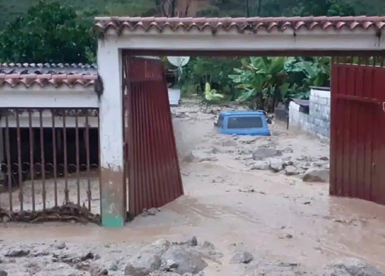 VP Mérida exige solución efectiva ante las emergencias por lluvias