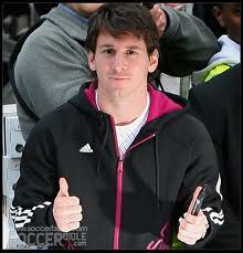 lionel messi with Antonella Roccuzzo