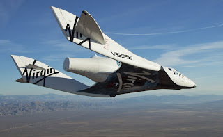 Fotografía de SpaceShipTwo realizando su primer planeo en solitario