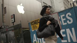 Apple, il boom dell’iPhone 5 non basta,frena l’utile per azione, il titolo in calo
