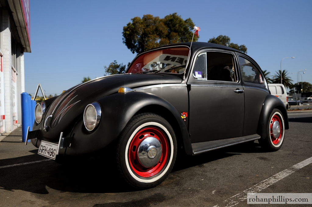 Random Car Spotting Volkswagen Beetle'Rat Bug'
