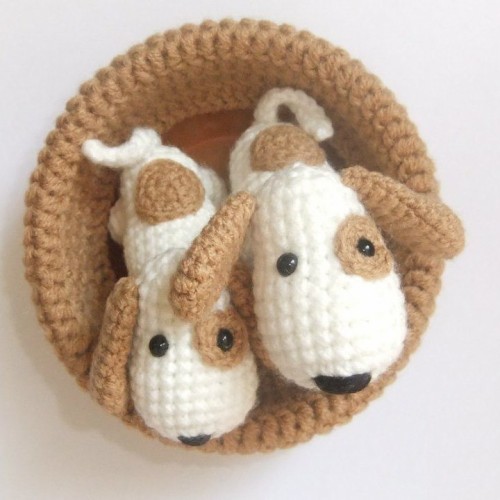 Crochet Toy Little Dog Free Amigurumi Pattern