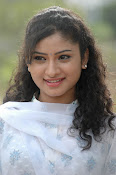 Vishnu priya photos from 21st century Love-thumbnail-13