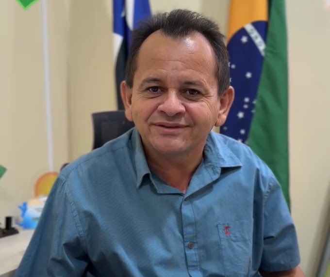 Prefeito Juvenal mantém salários dos servidores de Parnarama em dias e segue exemplo de Raimundinho Silveira