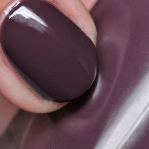 Sally Hansen Color Therapy 400 Exotic Acai